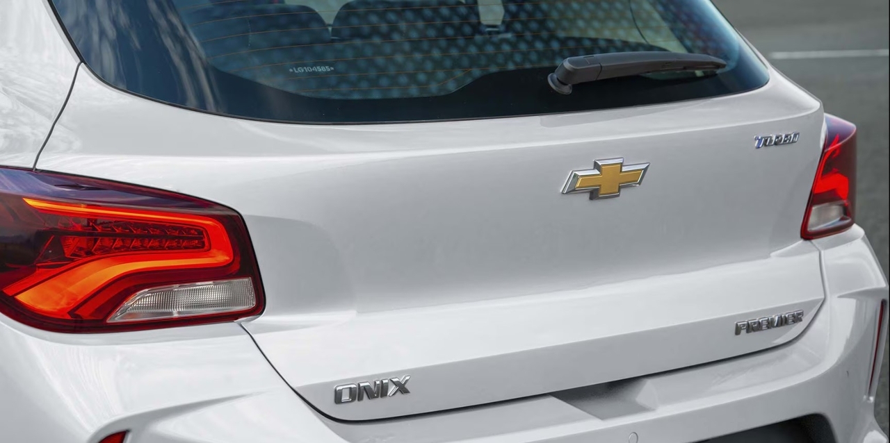 Chevrolet Onix - Foto 5