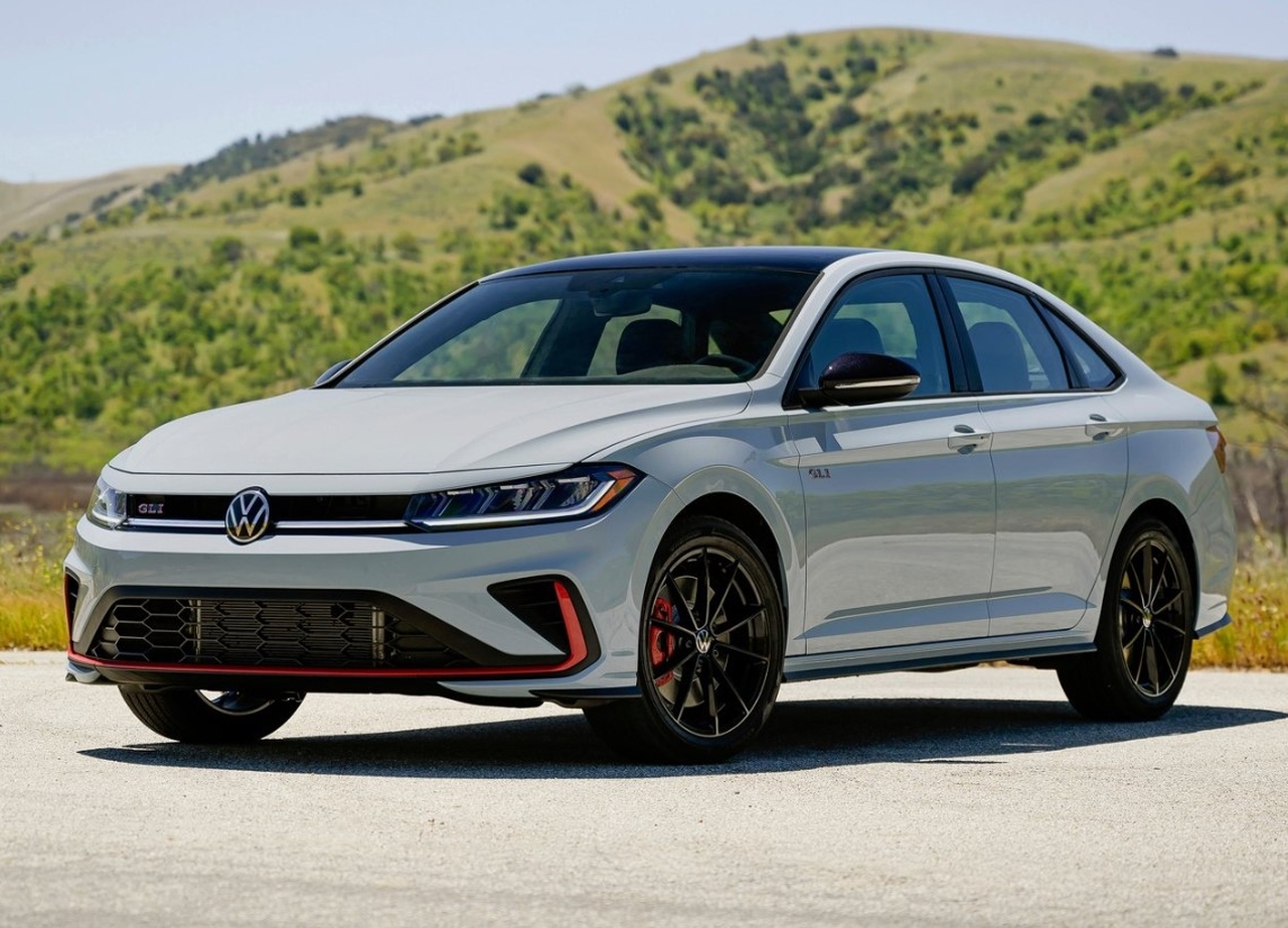 Volkswagen Jetta - Foto 2