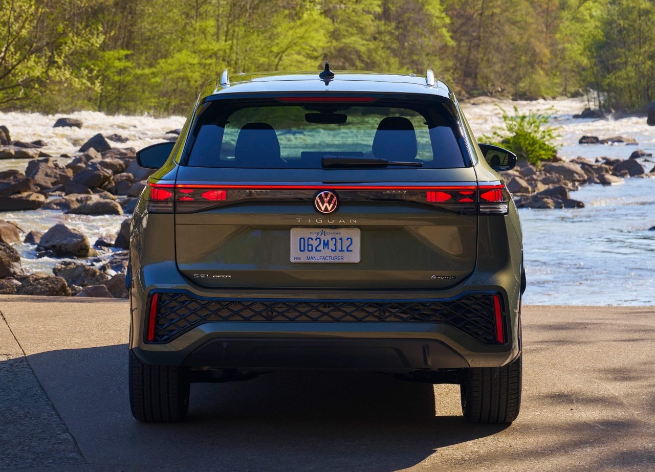 Volkswagen Tiguan - Foto 4